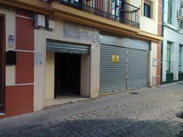 Local comercial en venta en Bormujos, Centro photo 0