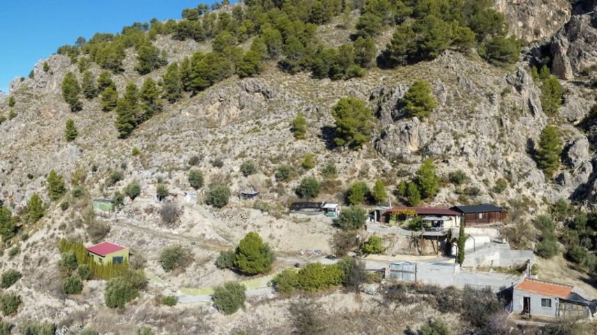 Casa con terreno en venta en Olivares, Sin Zona photo 0