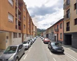 Piso en venta en Olot, Sant miquel 1 photo 0