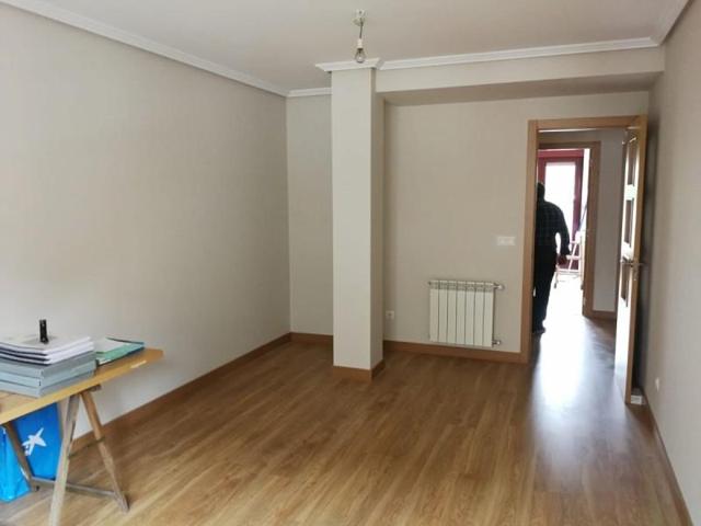 Piso en venta en Ponferrada, Alta photo 0