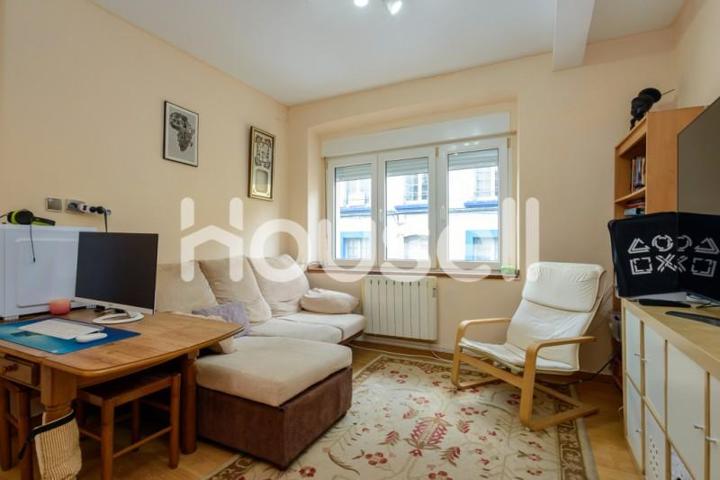 Piso en venta en Pravia photo 0