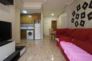 Apartamento en venta en Torrevieja, Centro photo 0