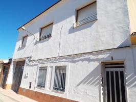 Apartamento en venta en Caudete photo 0