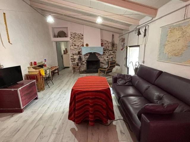 Casa con terreno en venta en Segura de León, Segura de León photo 0