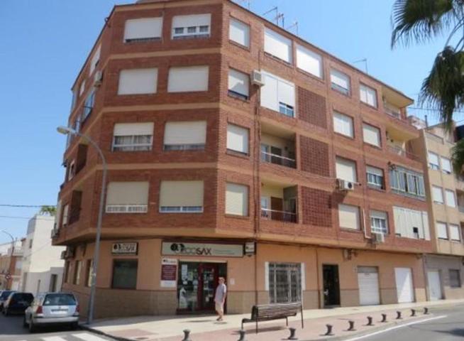 Piso en venta en Sax, Alt Vinalopó photo 0