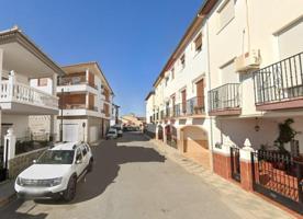 Piso en venta en Fuente Vaqueros, Vega de granada zona noroeste photo 0