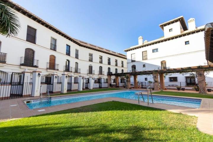 Duplex en venta en Vélez de Benaudalla, Centro photo 0