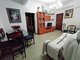 Piso en venta en Ubrique, Centro photo 0