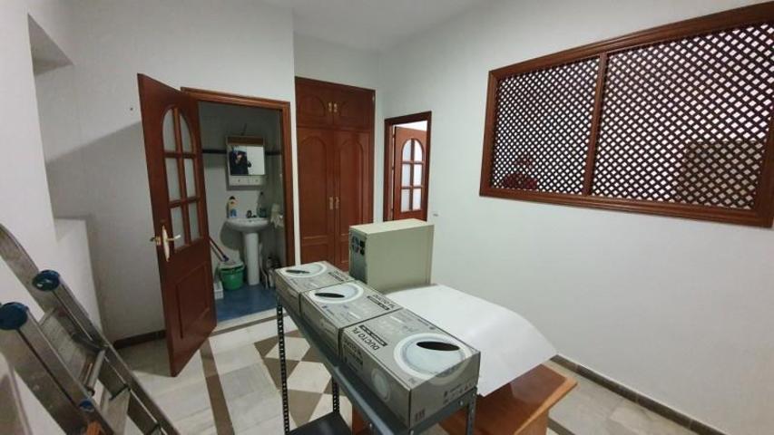 Local comercial en venta en Córdoba, Centro photo 0