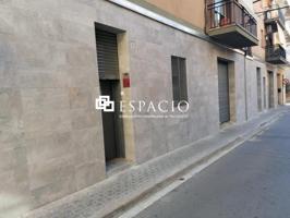 Local comercial en venta en Mataró, Rocafonda photo 0