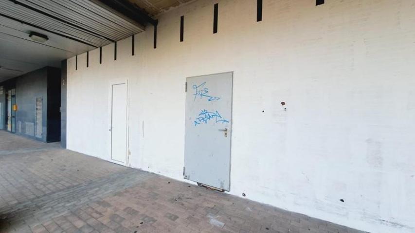 Local comercial en venta en Ayegui, Calle Merindad de Olite, 31240 photo 0