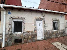 Adosada en venta en León photo 0