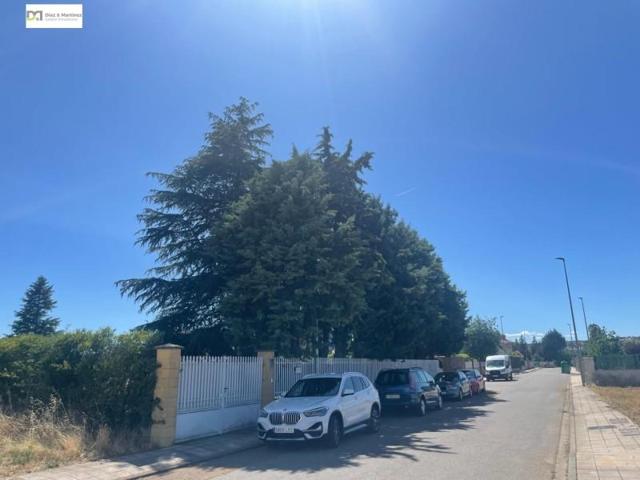 Terreno en venta en Villaquilambre, Villarodrigo de las Regueras photo 0