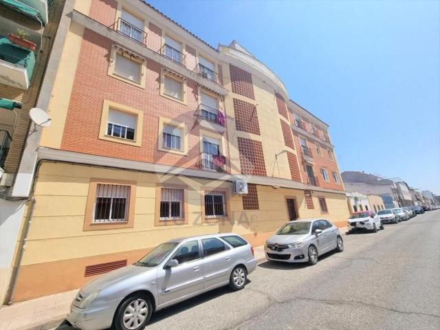 Piso en venta en Badajoz, San Roque - Ronda Norte photo 0