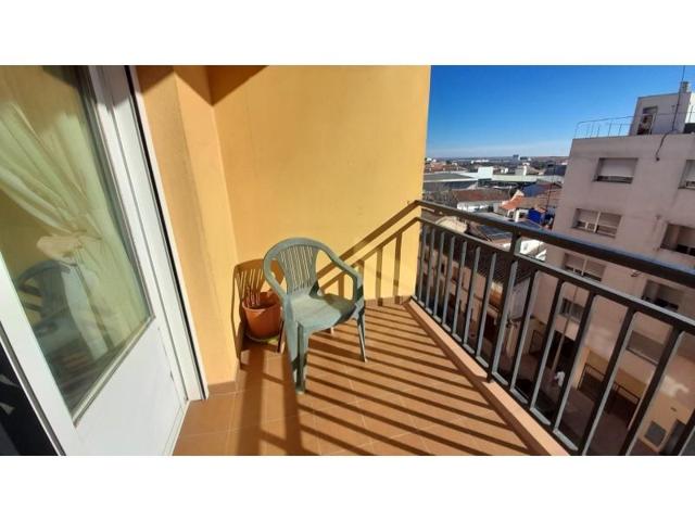 Piso en venta en Villarrobledo photo 0