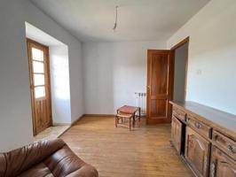 Casa en venta en Bande, Bande photo 0