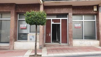Local comercial en venta en Piera, CENTRE POBLE photo 0