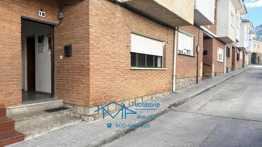 Chalet en venta en Cebreros photo 0