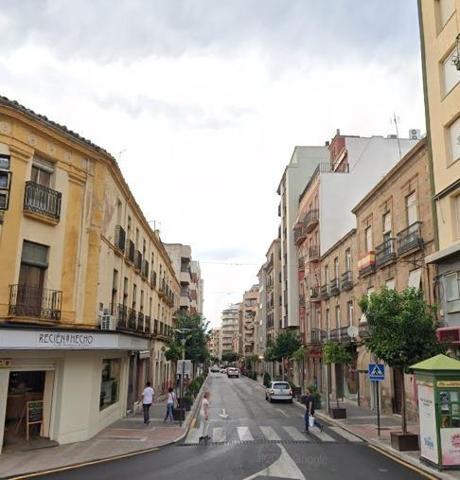 Piso en venta en Linares, Centro Ciudad photo 0