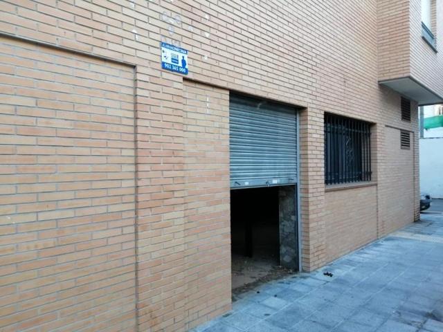 Local comercial en venta en Azuqueca de Henares, ESTACIÓN photo 0