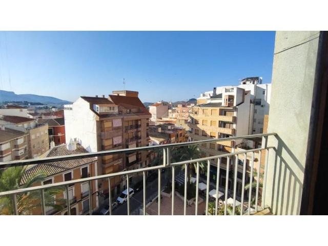 Piso en venta en Sax photo 0