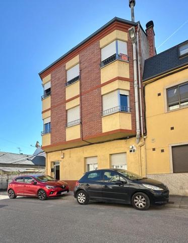 Edificio en venta en Ponferrada, Cuatrovientos photo 0