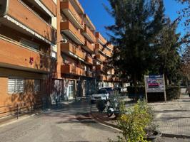 Local comercial en venta en Cornellà de Llobregat photo 0