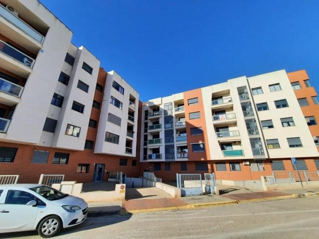 Piso en venta en Almansa, S.U.P 2 photo 0