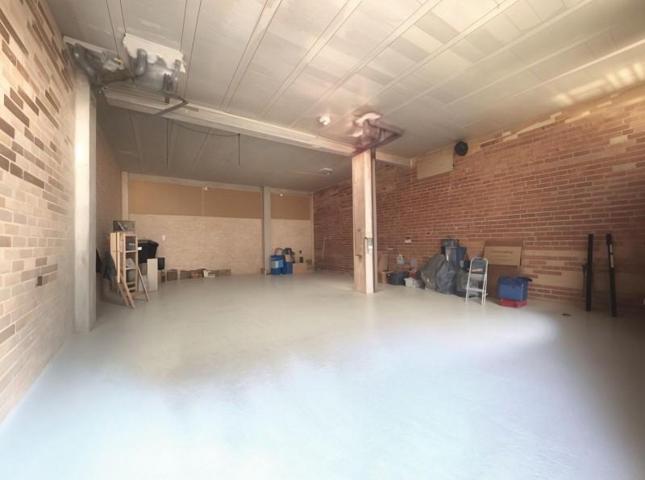 Local comercial en venta en Pamplona, Mendillorri photo 0