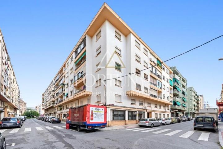 Piso en venta en Reus, Migjorn photo 0