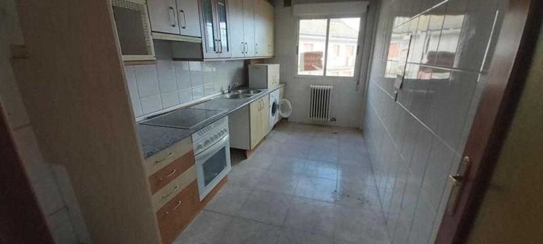 Piso en venta en Villaquilambre, León - Villaquilambre photo 0