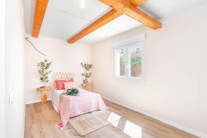 Casa en venta en La Bañeza, La Bañeza photo 0