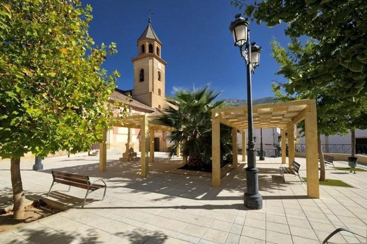 Casa en venta en Padul, Centro photo 0