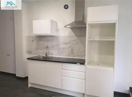 Casa en venta en Alicante, Altozano photo 0