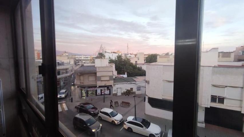 Piso en venta en Roquetas de Mar, Centro photo 0