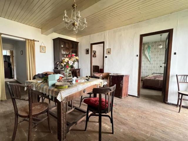 Casas de pueblo en venta en Amoeiro, Trasalba photo 0