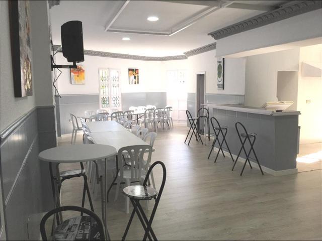Local comercial en venta en Ubrique, OTRAS photo 0