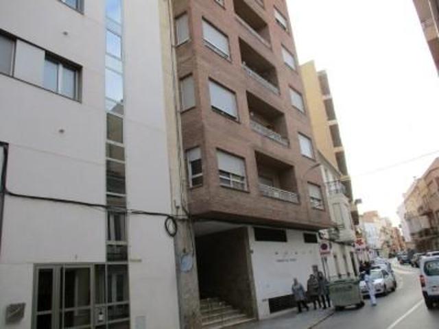 Piso en venta en Almansa, Centro photo 0