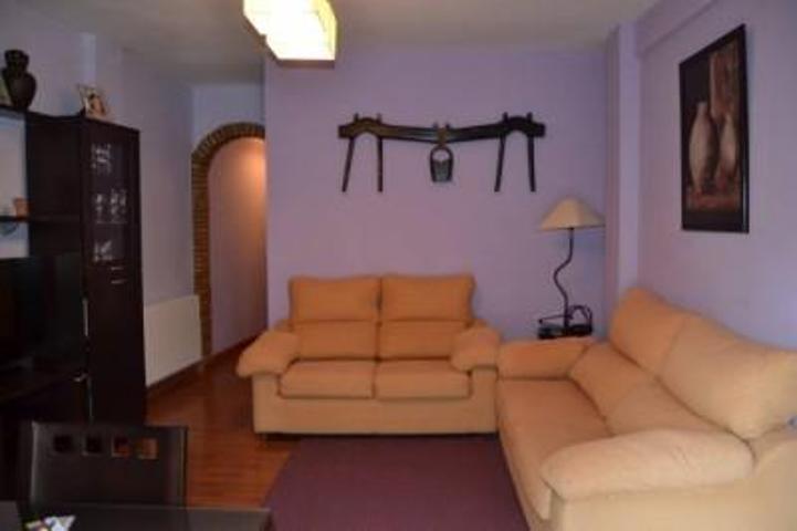 Piso en venta en Plasencia, Miralvalle photo 0