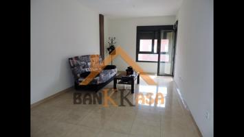 Piso en venta en El Ejido, Ejido oeste photo 0