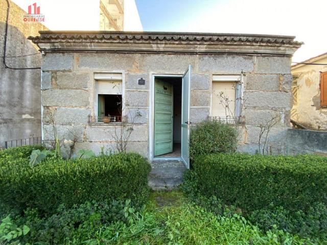 Casa en venta en Ourense, O Pino photo 0