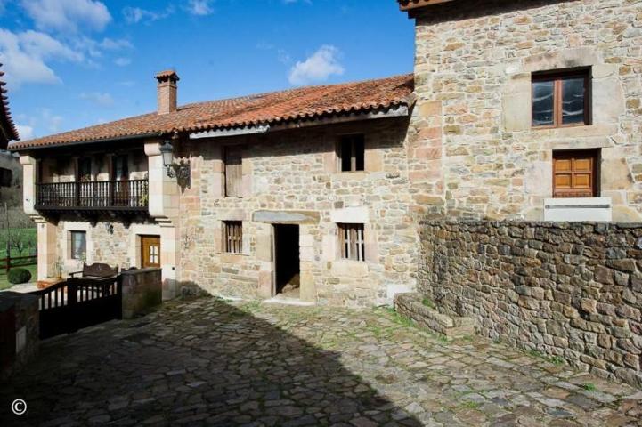 Casa en venta en Los Tojos, Los Tojos photo 0