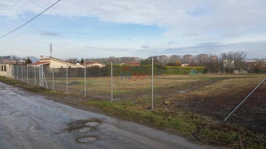 Terreno en venta en Miranda de Ebro, El Prado photo 0