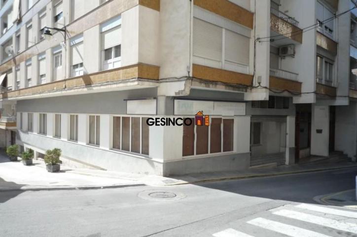 Local comercial en venta en Ontinyent, Centro photo 0