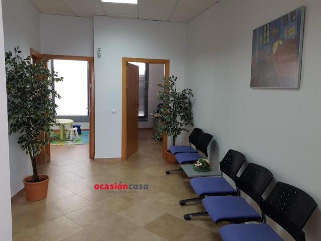 Edificio en venta en Peñarroya-Pueblonuevo, Centro photo 0