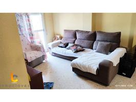 Piso en venta en Algeciras photo 0