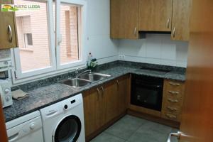 Piso en venta en Tàrrega, CENTRE photo 0