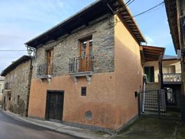 Casa en venta en Ponferrada, Los barrios photo 0
