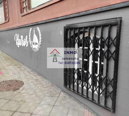 Local comercial en venta en Ferrol photo 0