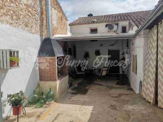 Casa con terreno en venta en Beneixama photo 0